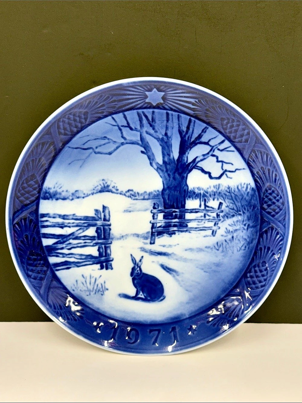 Royal Copenhagen 1971 Christmas Plate Hare in Winter Denmark Blue Porcelain